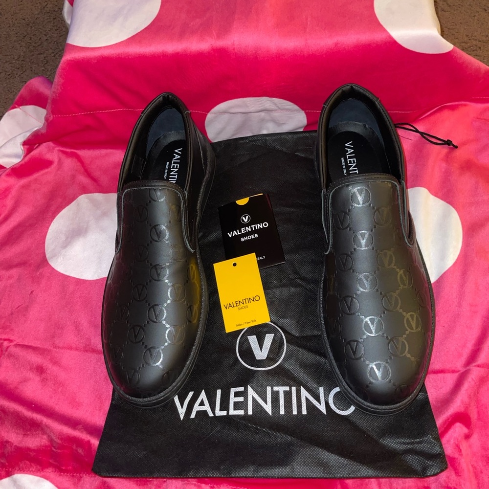 Mario Valentino Sneakers